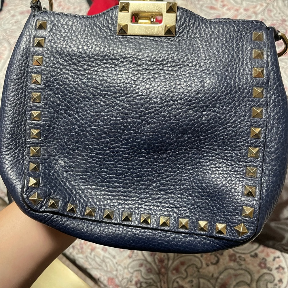 Valentino garavani mini bag navy blue. Beautiful